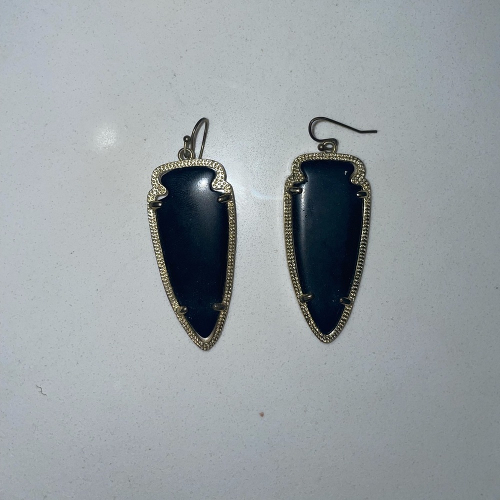 Kendra Scott Black Arrowhead Earrings